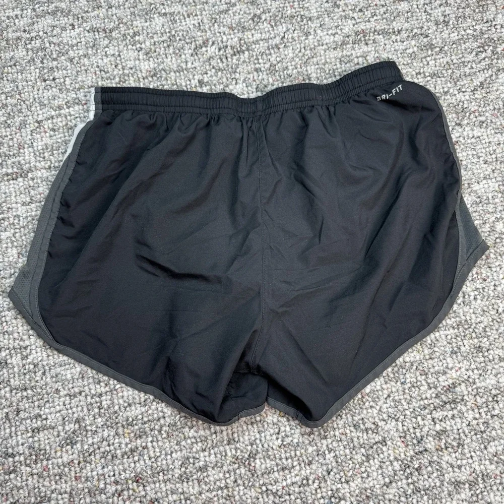 Nike Shorts Womens Medium Running Lined Gym Dri Fit Black
